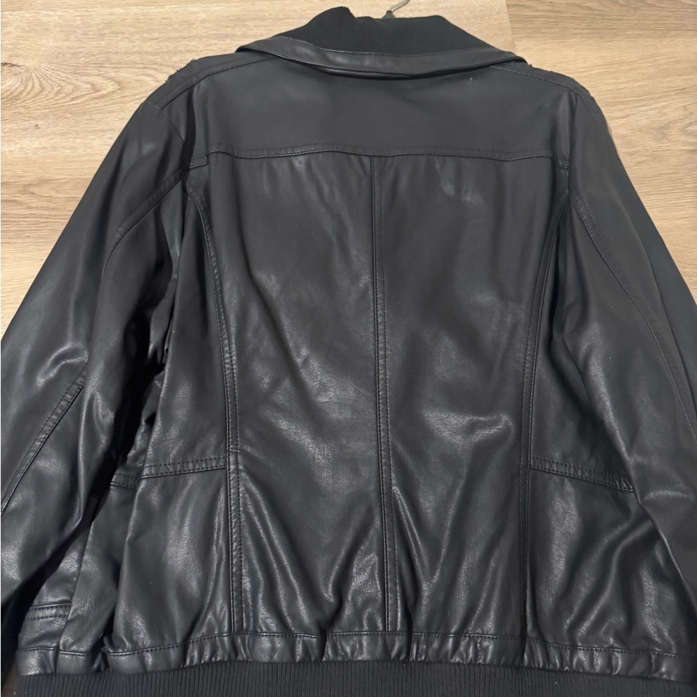 Pure Energy Jacket - Picture 7 of 8